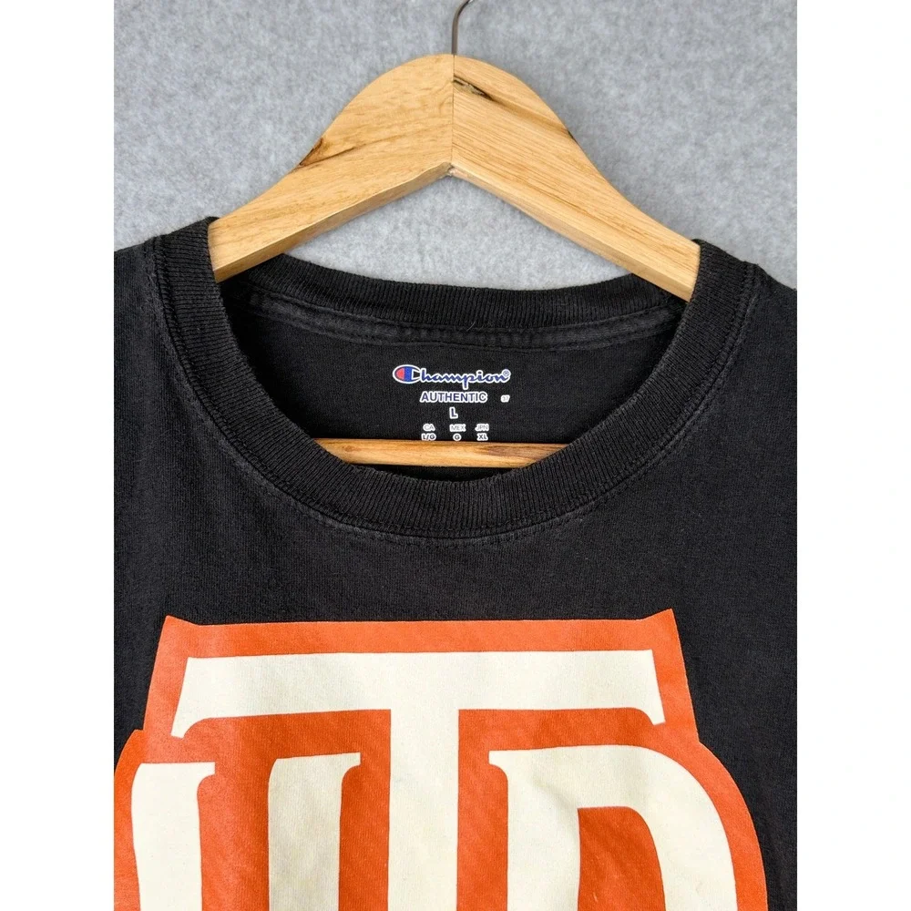 Champion UTD  Graphic T-Shirt Mens Large Black L (read desc) - Picture 4 of 8